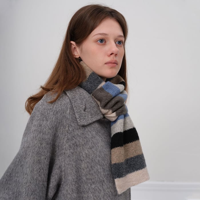 1 Piece Vogue Stripe Polyester Women's Winter Scarves Picture4