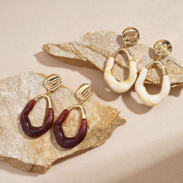 1 Pair Irregular Shape Resin Drop Earrings h5Picture3
