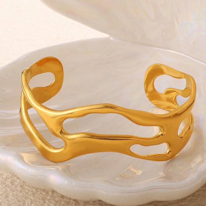 1 Stück einfaches, unregelmäßig geformtes Manschettenarmband aus Edelstahl in Goldfarbe Bild3