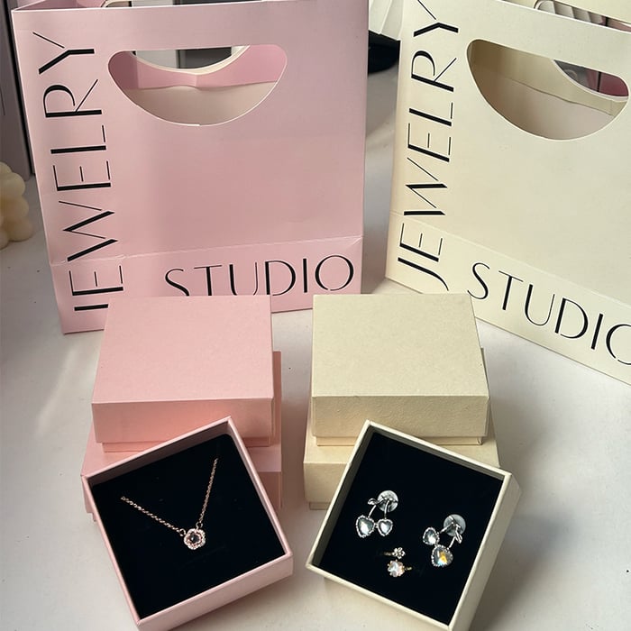 Jewelry Packaging Box Customized Logos Available h5Picture3
