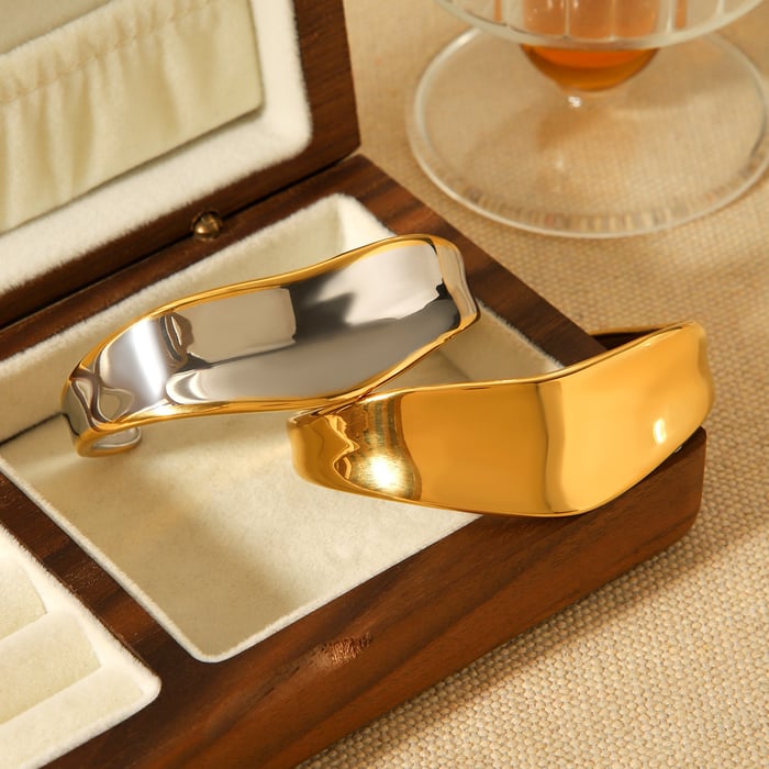 1 Piece Irregular Shape Stainless Steel   Gold Color  Women's Bangles Picture4