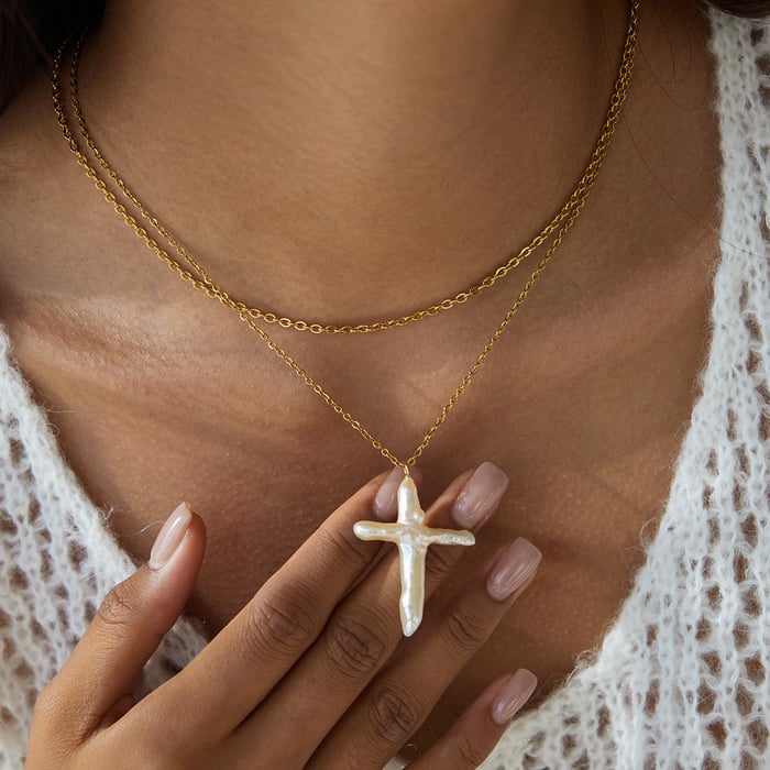 1 Piece Elegant Cross Stainless Steel Gold Color Pearl Women's Pendant Necklaces h5Picture5