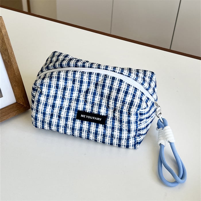 1 Piece Fresh Light Blue Checkered Women's Makeup Bags