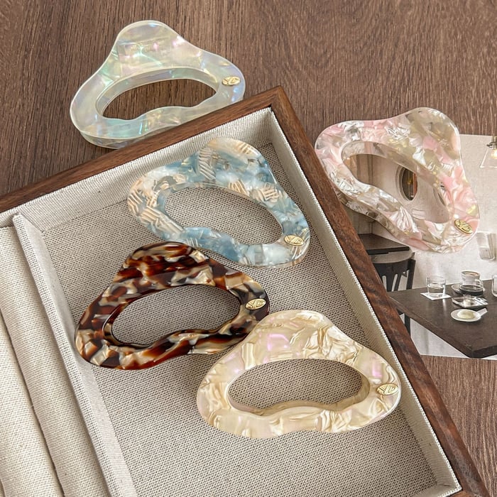1 Piece  Casual Irregular Shape Gradient Color Acetate Women's Hair Claws Picture2