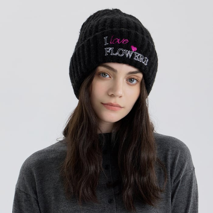 1 Piece Embroidered Heart Rayon Knitted Hat