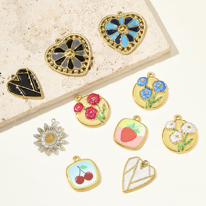 1 Piece Colorful Heart Stainless Steel Women's Pendants Picture4