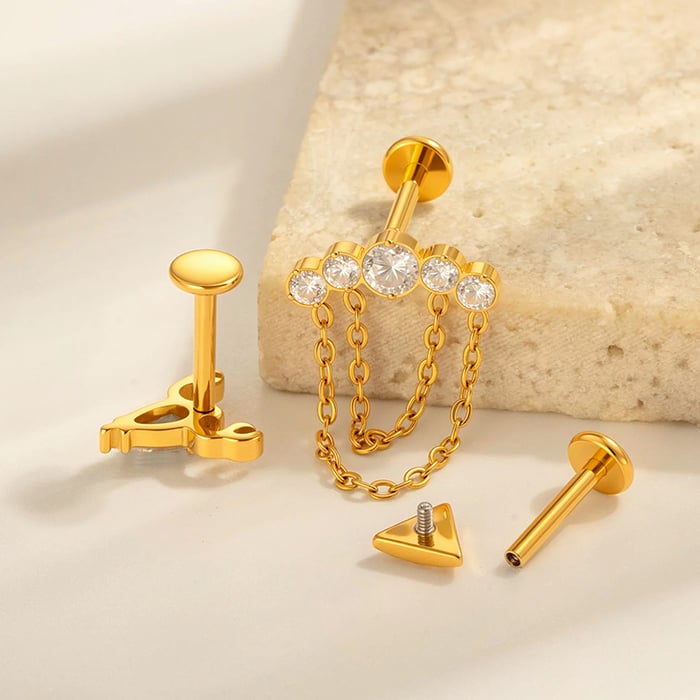 1 Piece Minimalist Triangle Titanium Alloy Gold Color Zircon Women's Piercing Earrings h5Picture4