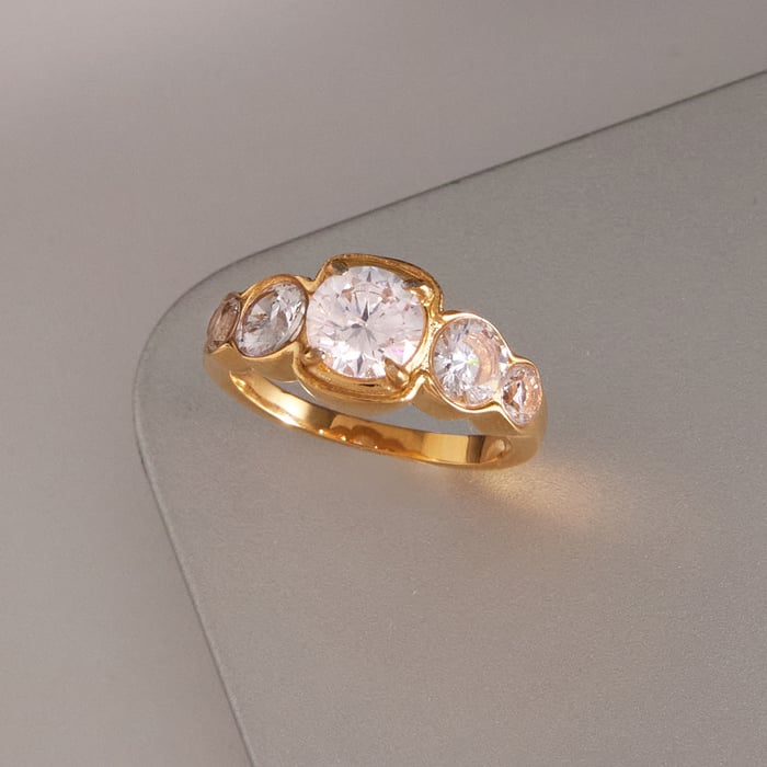 1 Piece Elegant Circle Stainless Steel Gold Color Zircon Women's Gemstone Rings h5Picture3