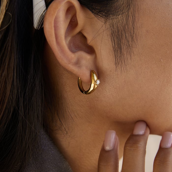 1 Pair Luxurious Circle Stainless Steel Gold Color Zircon Women's Hoop Earrings h5Picture4