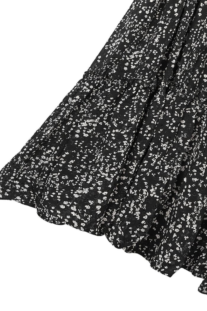 Robe Ready for Spring Noir S h5Image3
