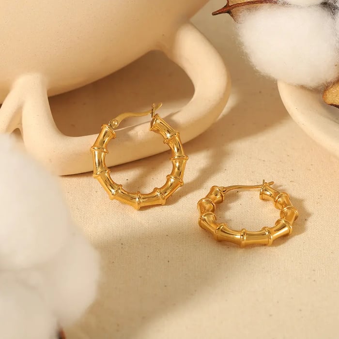 1 pair of simple and fashionable  gold-plated stainless steel bamboo hoop earrings for women for daily wear