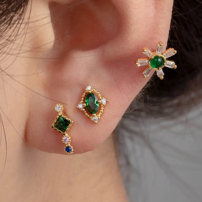 1 Piece Simple Series Simple Flower Titanium Steel No Plating Material Zircon Women Stud Earrings Picture2