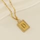 Goldener Buchstabe D [mit Kette] Bild23