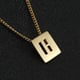 Gold H (mit Kette) Bild19