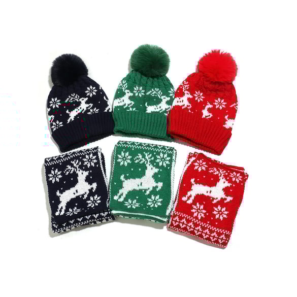 1 Set Christmas Knitted Scarf and Hat 2