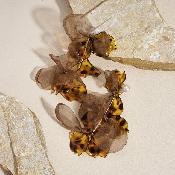 1 Pair Retro Leopard Flower Fabric Dangle Earrings 2