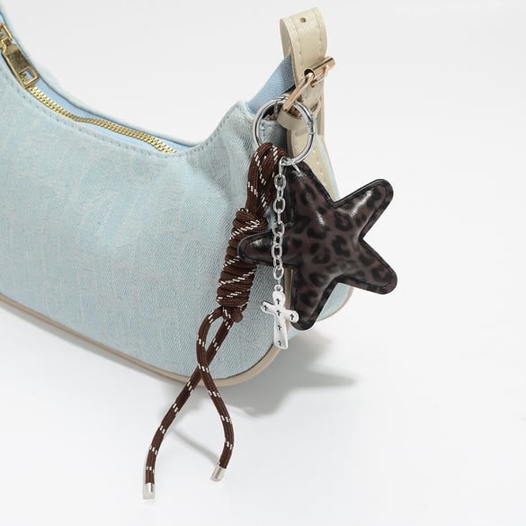 1 Piece Retro Leopard Print Leather Star Bag Charm 2