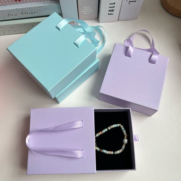 Solid Color Paper Jewelry Box Customized Logos Available