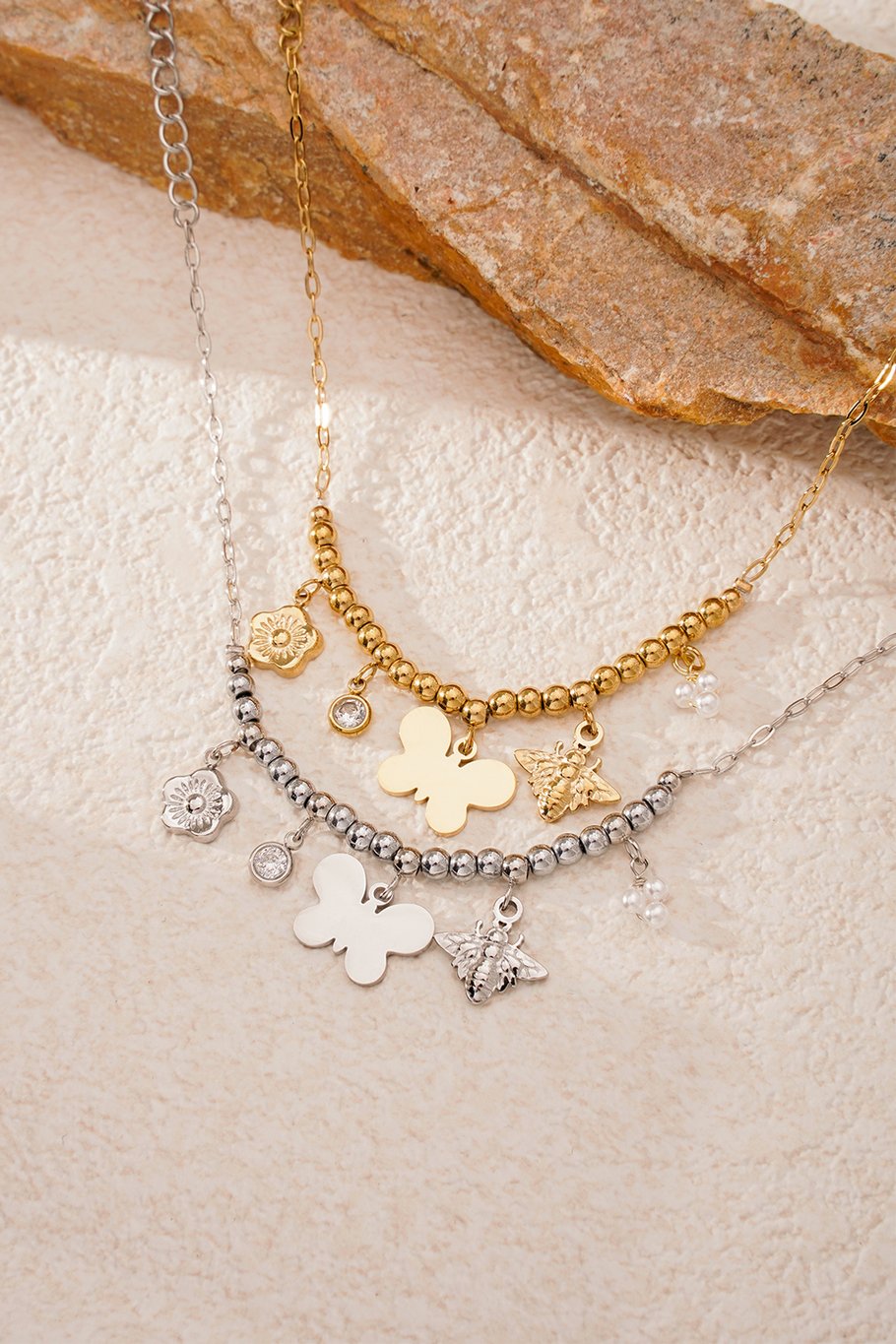 Butterfly Bliss Bracelet - Gold Color Picture6