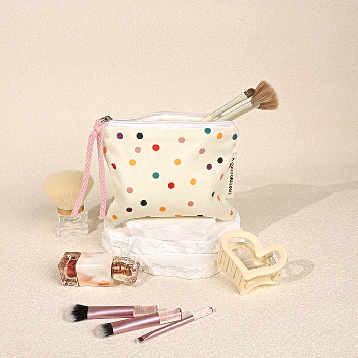 1 Piece Classic Series Elegant Colorful Polka Dots Canvas Portable Women's Cosmetic Bags Picture2