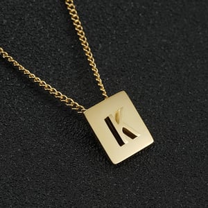 Collier pendentif unisexe minimaliste en acier inoxydable couleur or avec lettre K de la série Daily 1 pièce h5 