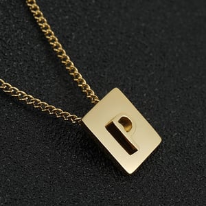 1 pezzo serie giornaliera minimalista lettera P in acciaio inossidabile color oro collane con ciondolo unisex h5 