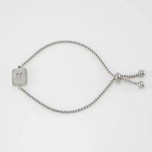 1 pezzo minimalista serie giornaliera lettera M in acciaio inossidabile colore argento braccialetti a catena da donna h5 