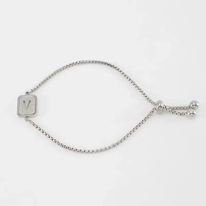 1 pezzo minimalista serie giornaliera lettera V in acciaio inossidabile colore argento braccialetti a catena da donna h5 