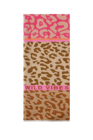 Striking scarf with prints and text h5 