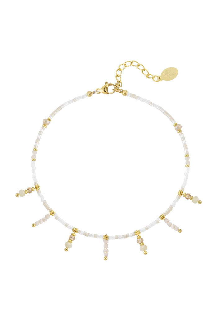 Beaded bracelet with beaded pendants - white / Gold color 