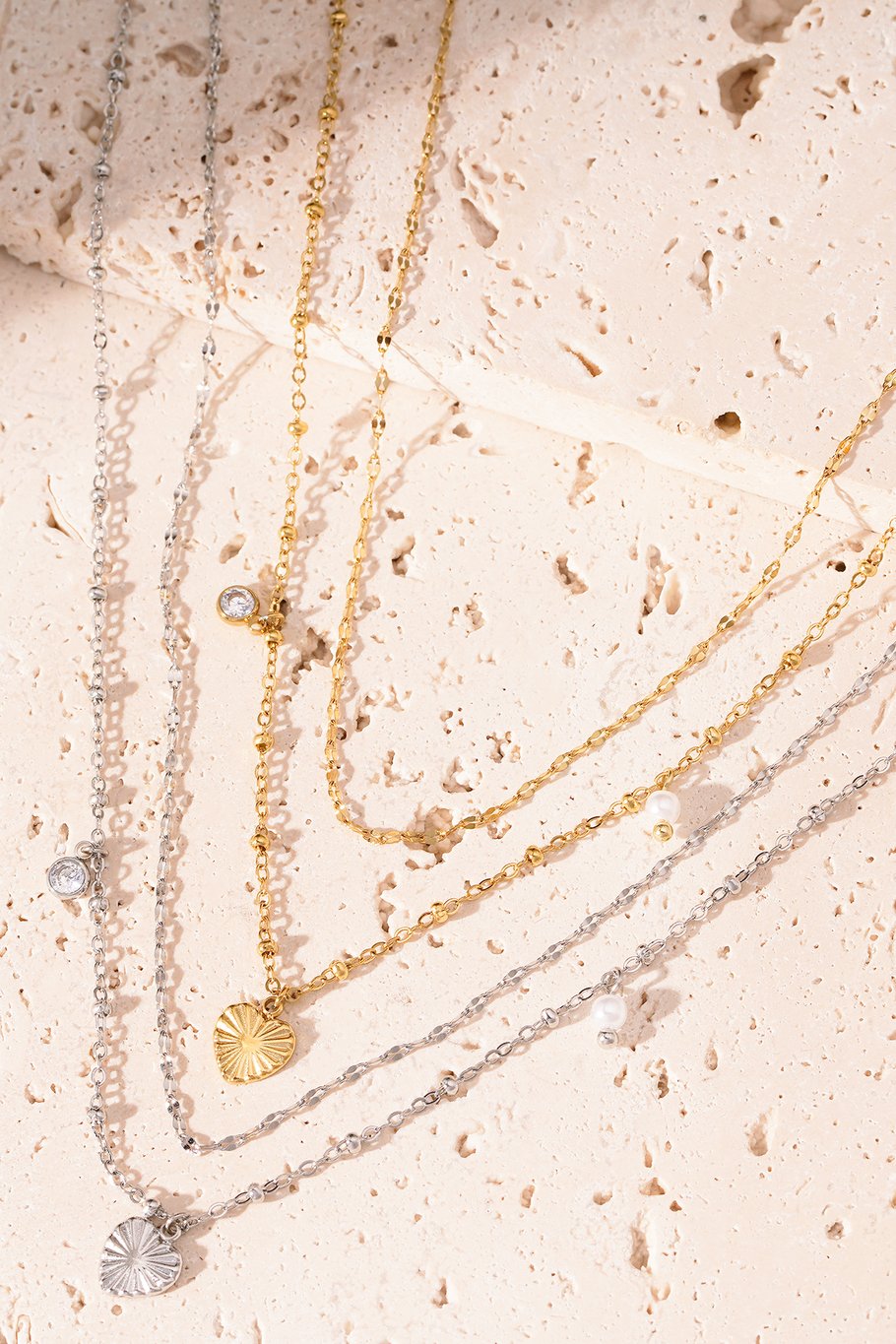Collana Love Love Love - Colore Oro Immagine5