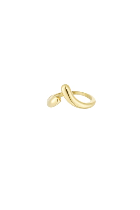 Ring simplicity rules - Gold color