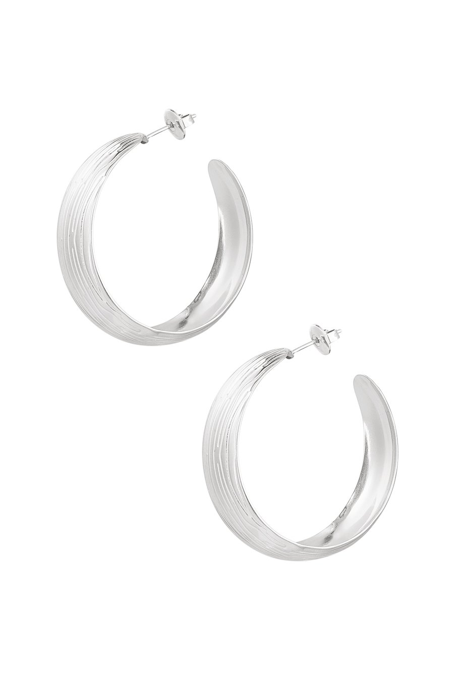 earrings striped structure 