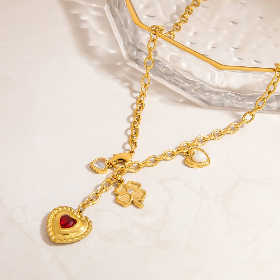 Colliers avec pendentif en forme de cœur exquis en acier inoxydable couleur or pour femme Image6