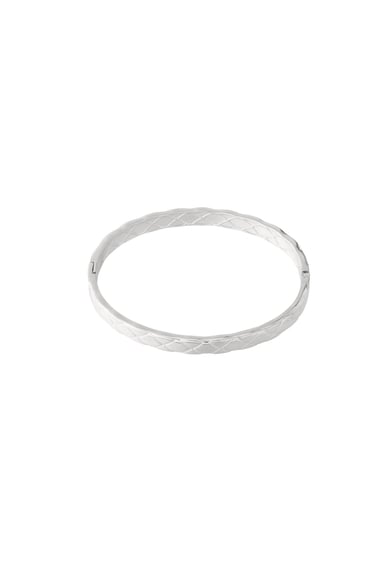 Diamond shaped Bangle h5 