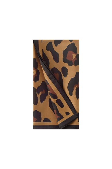Leo scarf h5 Picture2