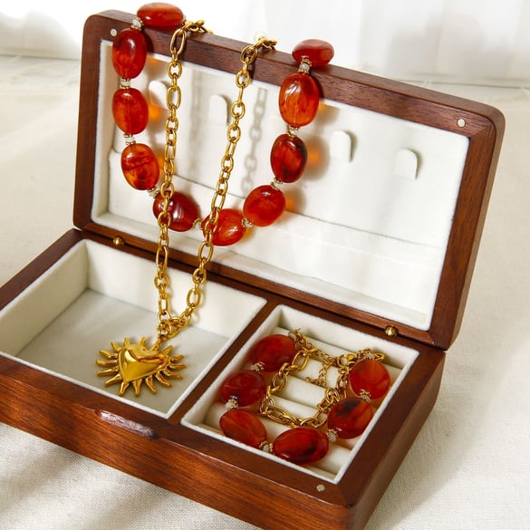 Retro Acrylic Beads Heart Charm Gold Color Necklace Set