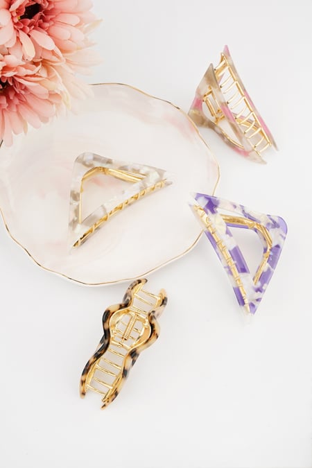 Triangle hair clip marble - purple