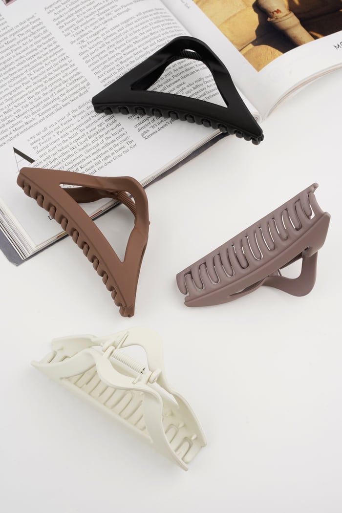 Hair clip matte triangle - camel Picture3