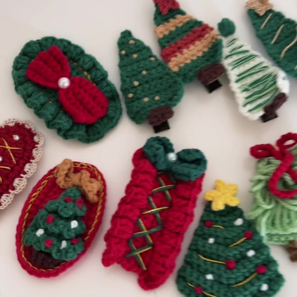 1 Piece Romantic Series Cute Christmas Fabric Women's Hair Clips 2
