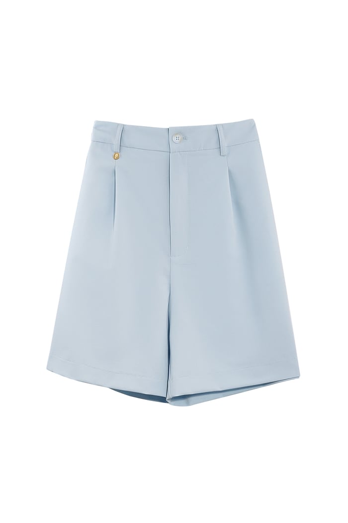 Shorts with pleats - light blue  