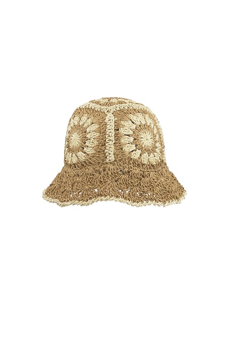 Crochet hat with flowers - camel 2