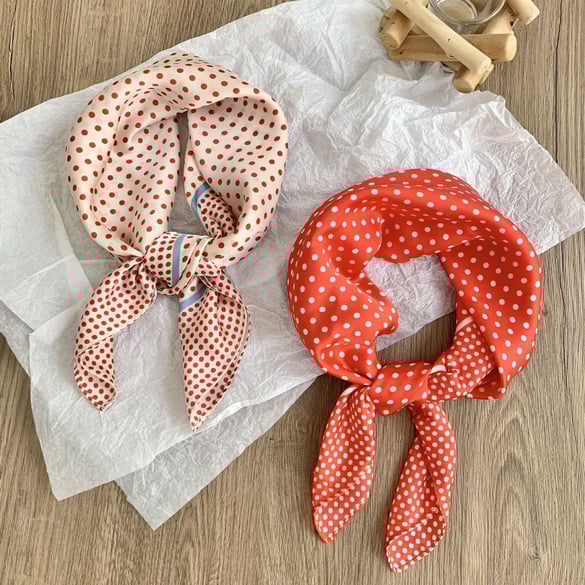 1 Piece Polychrome Polka Dots Polyester Women's Bandana 2