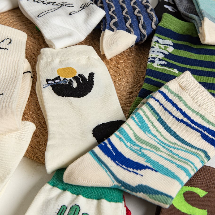 1 Paar adrette, bezaubernde Wadensocken mit Cartoon-Motiven Bild3