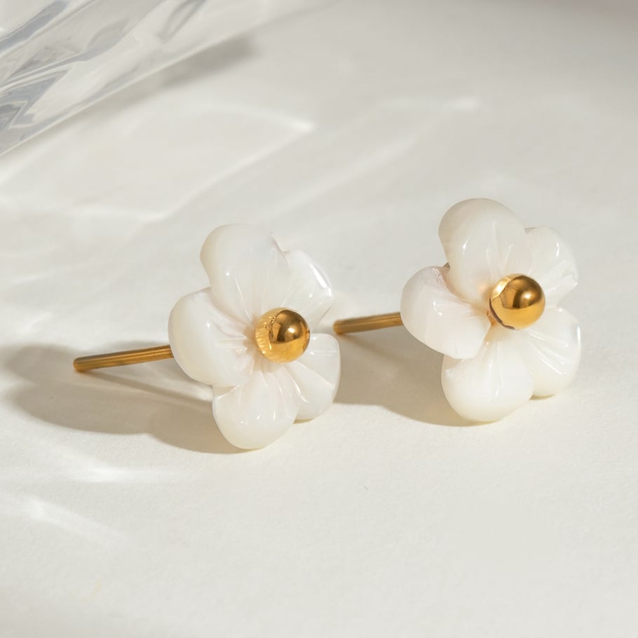 1 Pair Romantic Series Sweet Flower Stainless Steel 18K Gold Plated Women Stud Earrings 