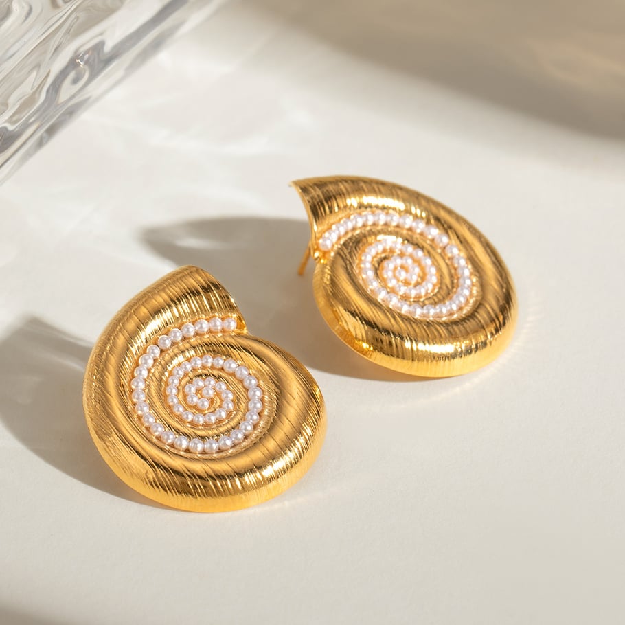 1 Pair Simple Series Retro Turtle Stainless Steel 18K Gold Plated Artificial Pearl Women Stud Earrings 