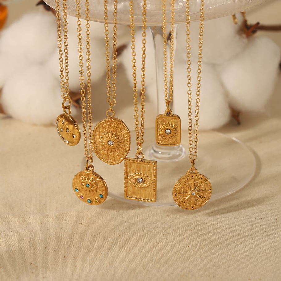 1 piece of personalized fashion 18k gold-plated stainless steel hammered eight-pointed star zircon eye pendant necklace for women's jewelry for daily wear 