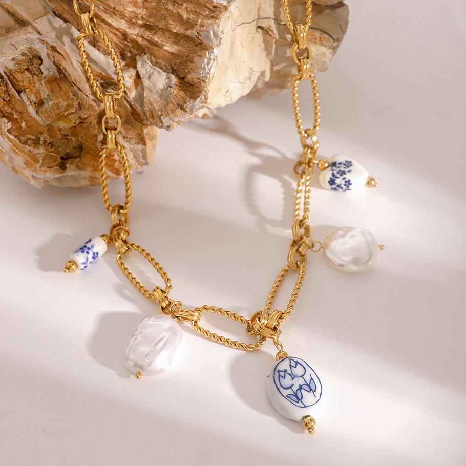 1 Piece Classic Elegant Style Rose Shape Stainless Steel 18K Gold Plated Women's Pendant Necklace 