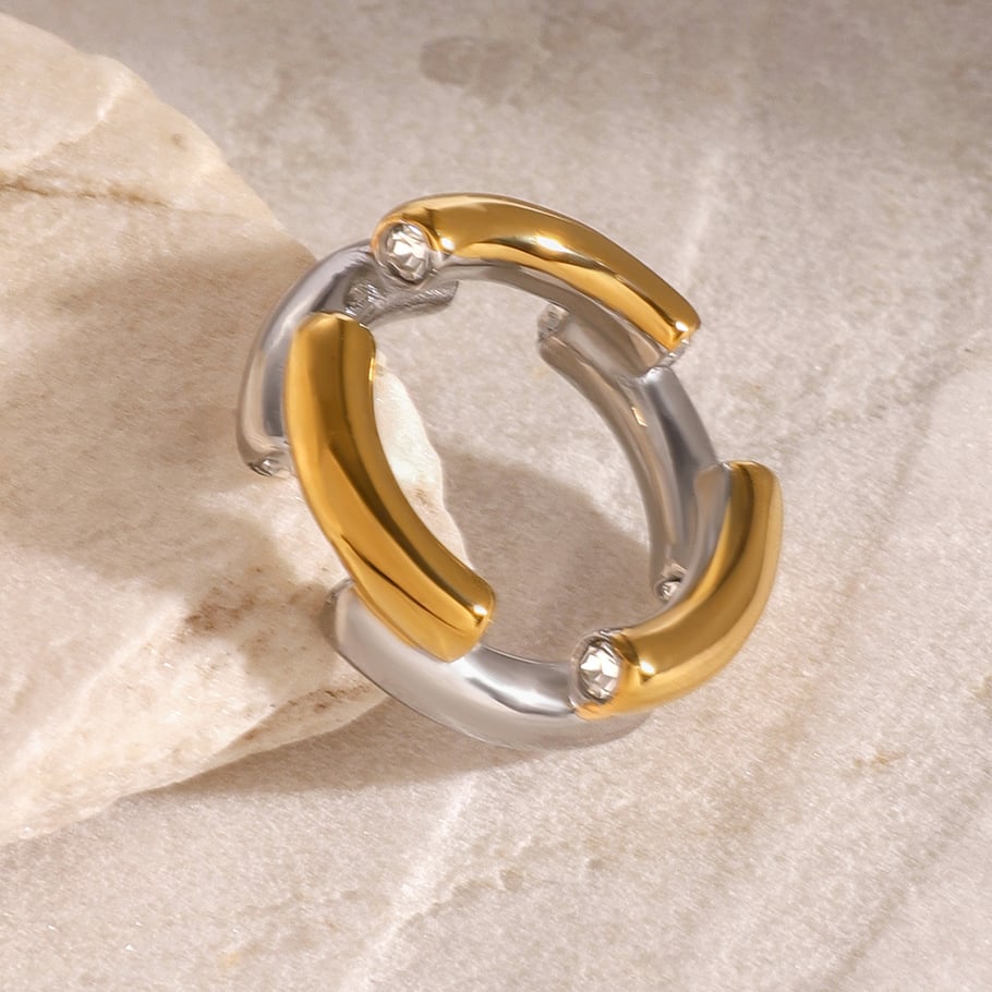 1 Piece Simple Fashionable Style Circle Shape Stainless Steel 18K Gold Plated Inlay Rhinestone Women's Single Ring 