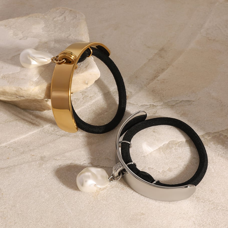 1 Paar Simple Series Elegante geometrische Haargummis aus Edelstahl mit 18 Karat Goldbeschichtung und Kunstperlen für Damen 